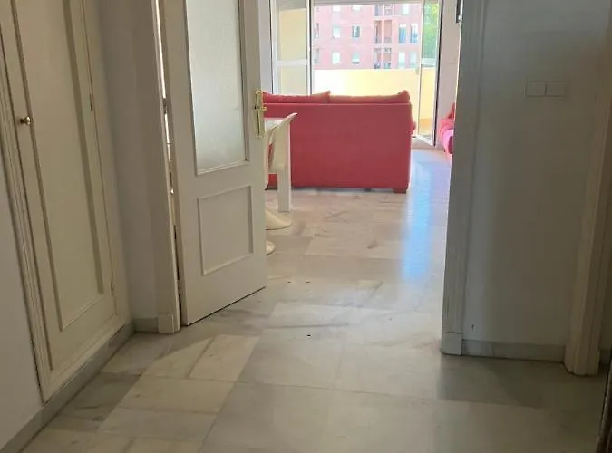 Piso De 3 Con Garaje Apartman