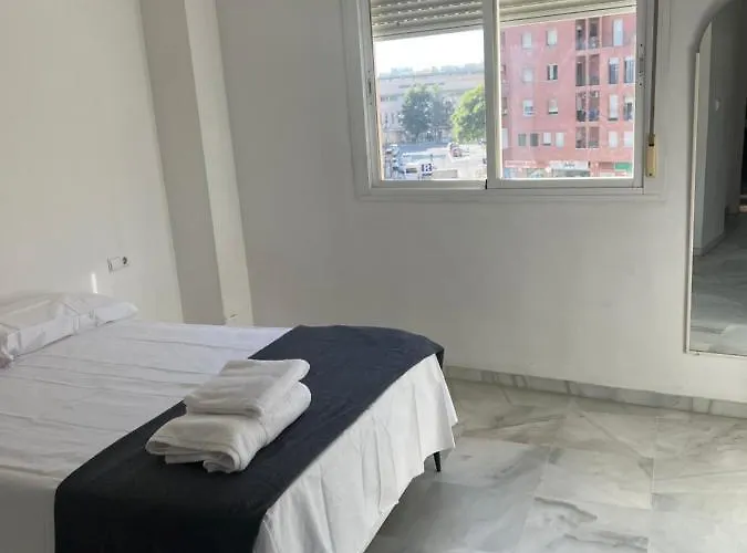 Piso De 3 Con Garaje Apartman *